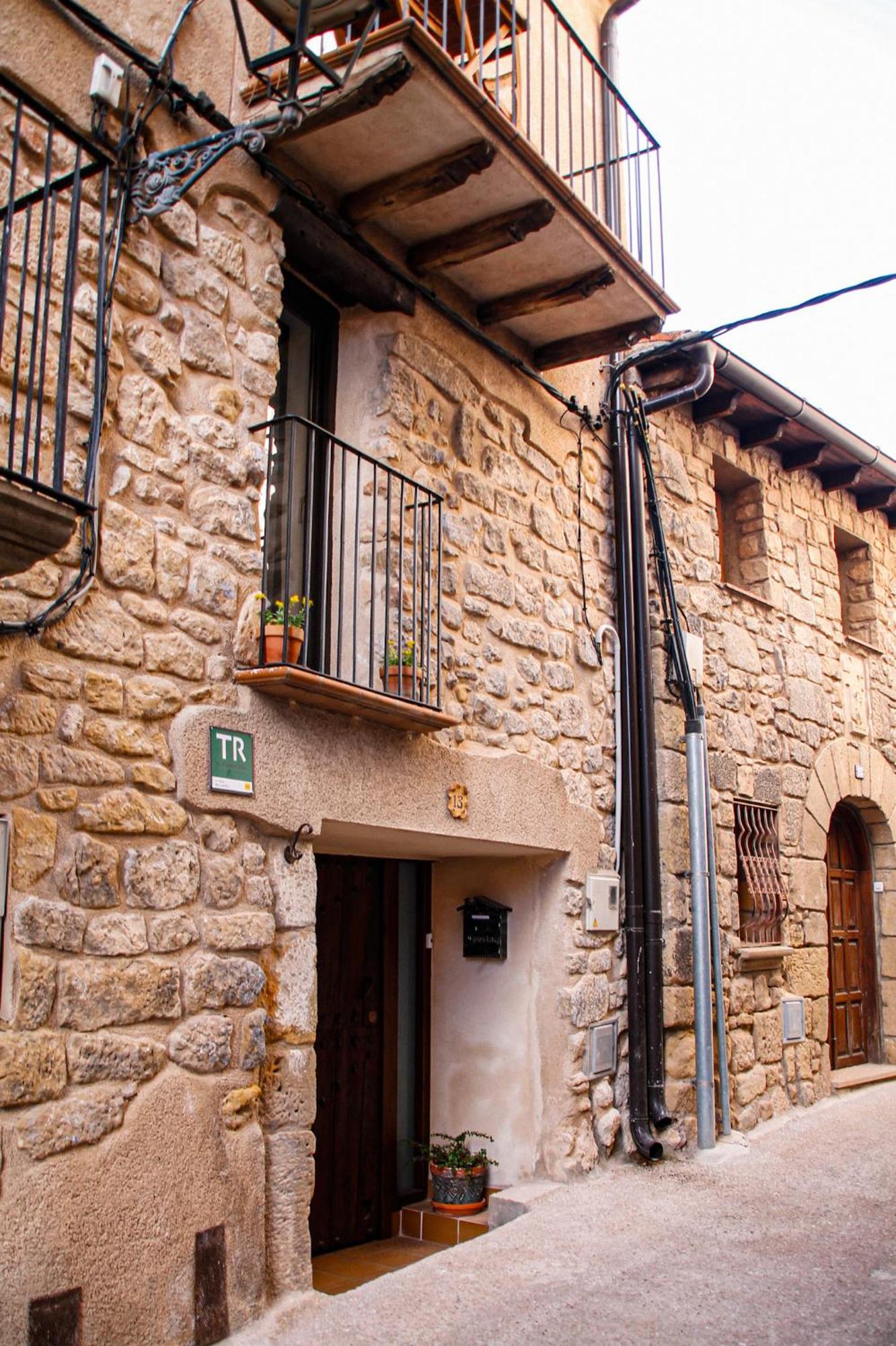 La Casa Del Castell Villa Horta de Sant Joan Bagian luar foto