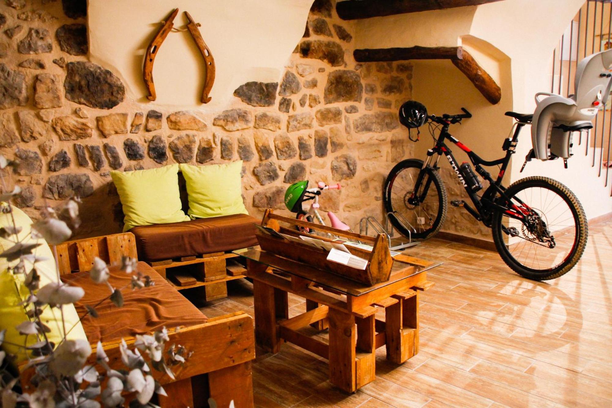 La Casa Del Castell Villa Horta de Sant Joan Bagian luar foto