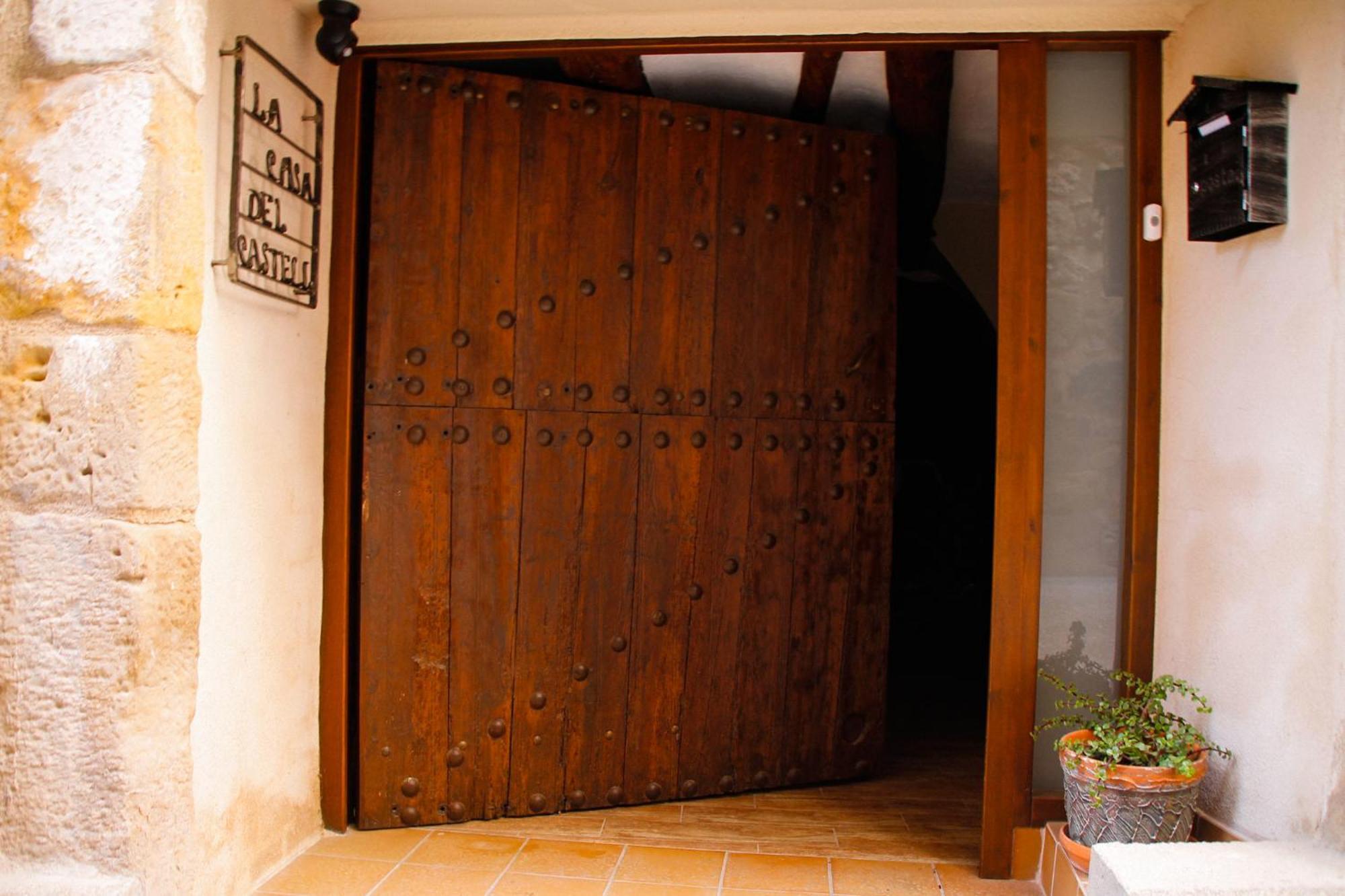 La Casa Del Castell Villa Horta de Sant Joan Bagian luar foto